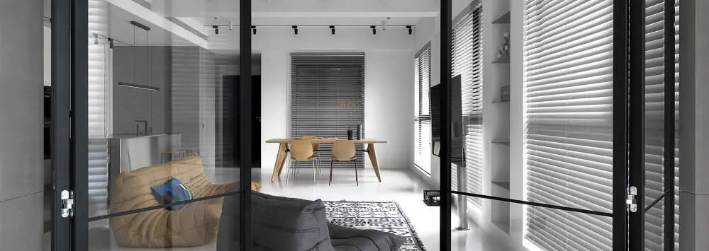 Алюминиевый профиль для межкомнатных дверей